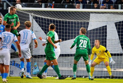 0:1 gegen Chemie: CFC mit neuen Trainer weiter sieglos - CFC vs. BSG Chemie Leipzig. Stress vor dem Chemnitzer Tor. Foto: Harry Härtel