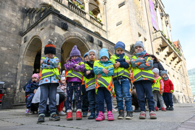 1.000 Kita-Plätze zu viel: Diese Chemnitzer Kitas sollen geschlossen werden - Aufgrund des anhaltenden Geburtenrückgangs werde die Stadt Chemnitz dem Stadtrat vorschlagen, bis spätestens zum Jahr 2028 Betreuungsplätze abzubauen und mehrere Einrichtungen zu schließen.