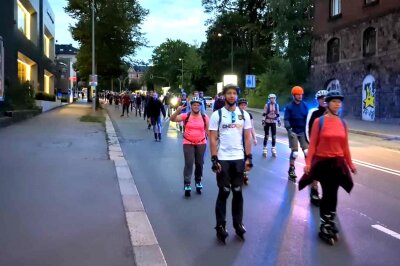 1. Chemnitzer Nachtskaten trotzt Regenwolken - Das 1. Chemnitzer Nachtskaten 2024 war ein voller Erfolg.