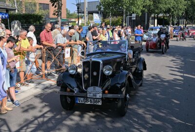 12. August-Horch-Klassik war ein Erfolg - Für die Horch-Klassik haben Oldtimer-Fahrer ihre Schmuckstück aus der Garage geholt. Foto: Ralf Wendland