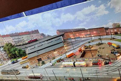 130 Jahre Straßenbahn: Größte Modellbahnschau Europas - Hier gibt's die ersten Bilder von der größten Modell-Straßenbahn-Ausstellung Europas, die Samstag und Sonntag in Plauen stattfindet. Foto: Karsten Repert