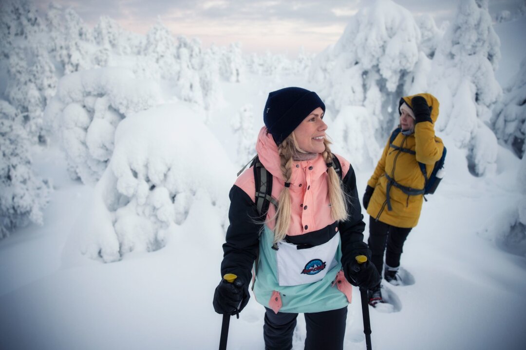 20 Stunden dunkel: Warum der Winter im Norden dennoch lohnt - Schneeschuhwandern in Ruka: Eine intensivere Ruhe gibt es kaum.