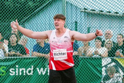 21. Thumer Werfertag bietet Spannung pur - Mit einem starken Auftritt landete der Gelenauer Steven Richter auf Platz 2. Foto: Andreas Bauer