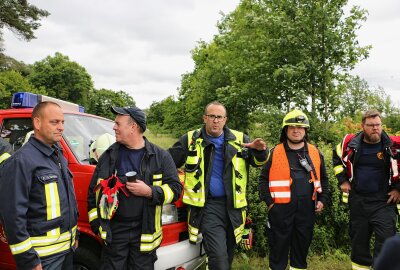 25 Verletzte: Katastrophenübung in Schönberg zeigt Horrorszenario - Polizei und Einsatzkräfte im Einsatz. Zum Glück nur bei einer Großübung. Fotos: Simone Zeh