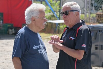 27. Classic Grand Prix: Prominente Gäste beim Zschorlauer Dreieck erwartet - Zu den prominenten Gästen gehört auch Lokalmatador Heinz Roser aus Hundshübel. Foto: Ralf Wendland