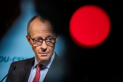 3,5 Prozent mehr – Rente und Regierungschaos - CDU-Chef Friedrich Merz will einen anderen Rentenkurs als die Regierung.