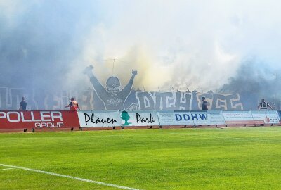 4:1-Auswärtserfolg in Plauen: Jena feiert fünften Sieg in Folge - Hier gibt es Impressionen vom Spiel Plauen gegen Jena (1:4). Foto: Karsten Repert