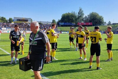 4:1-Auswärtserfolg in Plauen: Jena feiert fünften Sieg in Folge - Hier gibt es Impressionen vom Spiel Plauen gegen Jena (1:4). Foto: Karsten Repert