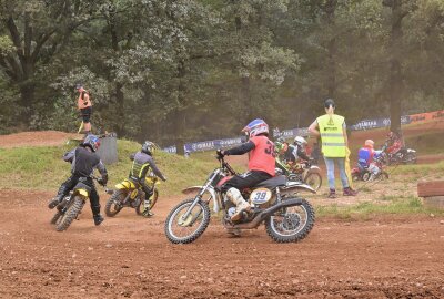 60. Motocross-Jubiläum in Culitzsch lockt Fahrer aus ganz Europa an - Der MC Culitzsch hat das Finale der Classic Europameisterschaft ausgerichtet. Foto: Ralf Wendland