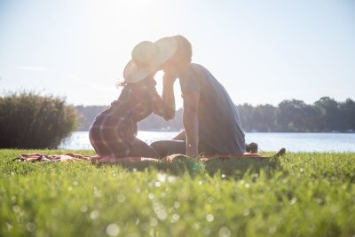 7 Fakten, die Sie über Stress kennen sollten - Frühlingsgefühle: Es gibt auch positiven Stress.