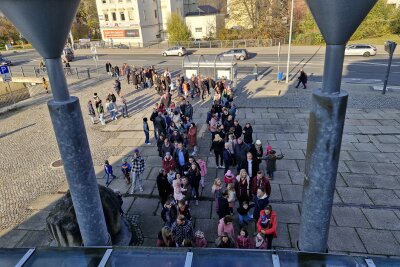 700 kleine und große Gäste feierten zur 3. Disco Family - Einige Besucher waren extra aus dem Vogtland, Leipzig oder sogar Thüringen angereist.