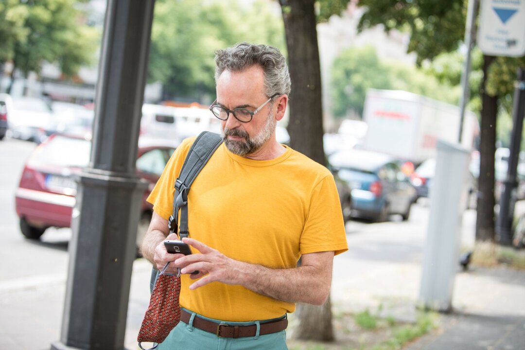 9 Fakten, die Sie über das Internet wissen müssen - Das Smartphone ist unser ständiger Begleiter.