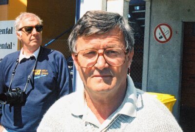 90 Jahre Laszlo Szabo: Der MZ-Star aus Ungarn und seine Erfolge im Motorsport - Laszlo Szabo 1997 als Ehrengast anlässlich 70 Jahre Nürburgring. Foto: Thorsten Horn