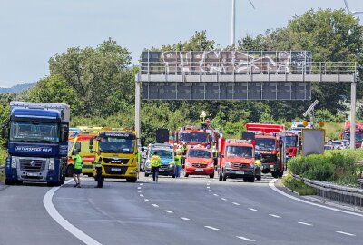 A4: Vollsperrung nach Crash mit zwei Schwerverletzten - Auf der A4 kommt es zu einer Vollsperrung. Foto: Andreas Kretschel