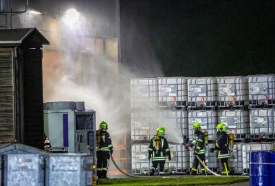 ABC-Einsatz in Glauchau: Mann muss verletzt ins Krankenhaus - Der Gefahrgutzug des Landkreises wurde alarmiert. Foto: Andreas Kretschel