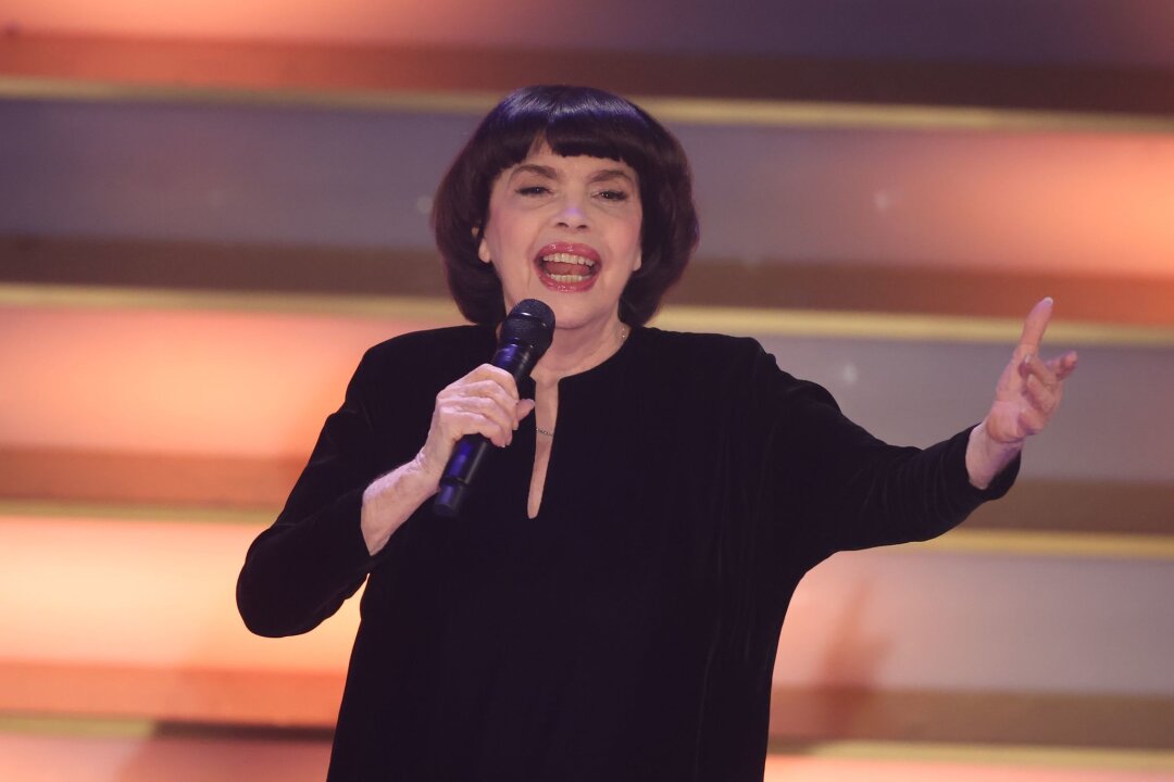 Abschiedstournee führt Mireille Mathieu nach Deutschland - Mireille Mathieu will mehr Zeit für sich (Archivbild).