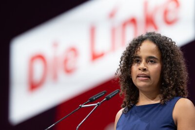 Abtrünnige Jung-Grüne skizzieren Pläne für linken Neuanfang - Sarah-Lee Heinrich war Gastrednerin beim Bundesparteitag der Partei Die Linke. (Archivfoto)