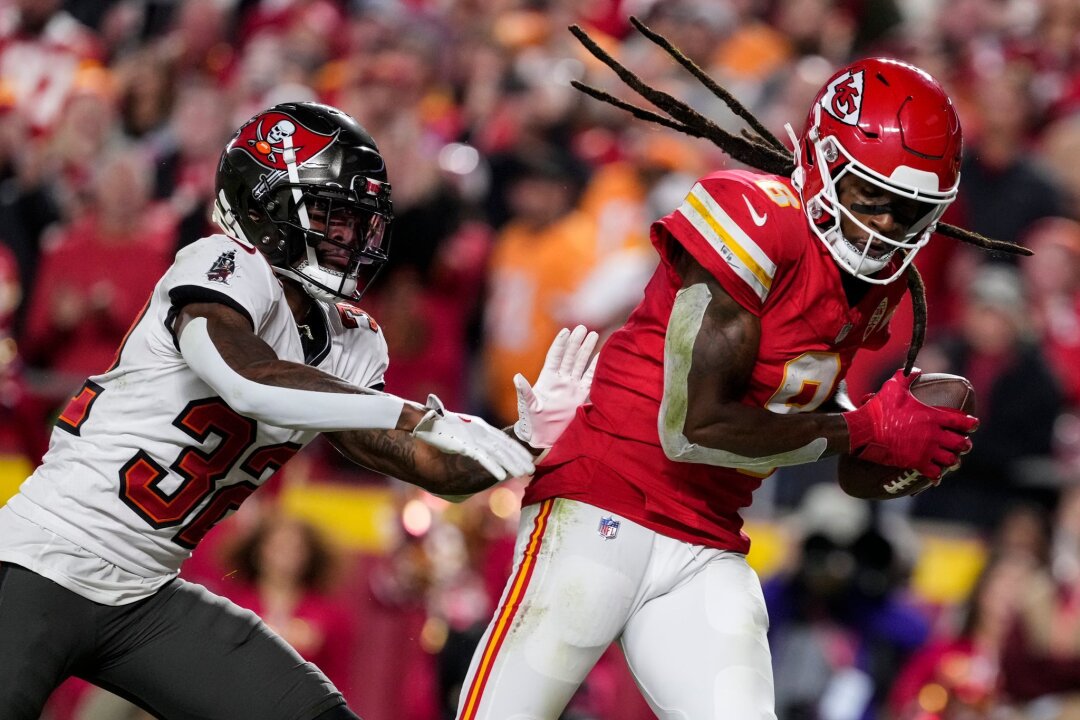 Achtes Spiel, achter Sieg: Chiefs siegen dank Hopkins - DeAndre Hopkins spielte seine erst zweite Partie für die Chiefs und verbuchte beeindruckende zwei Touchdowns. 