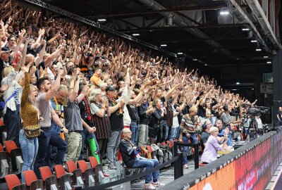 Alba Berlin erzwingt fünftes Spiel gegen Chemnitz - Alba Berlin gewinnt die vierte Partie in Chemnitz. Foto: Peggy Schellenberger