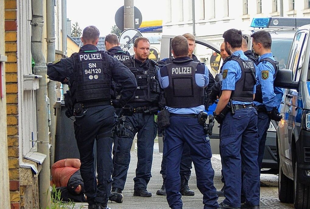 Alkoholisierter Mann Randaliert Und Türmt Auf Geklautem Rad | Blick ...