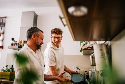 Alleinerziehend? So profitieren Sie von Steuerklasse 2 - Ist ein Elternteil alleine für den Nachwuchs verantwortlich, kann die Steuerklasse 2 gewählt werden. Das bringt Steuervorteile.