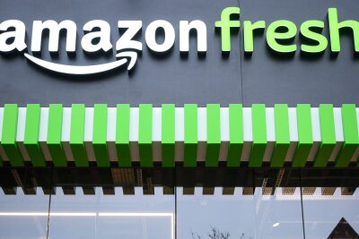 Amazon stellt Lebensmittel-Lieferdienst Fresh in Deutschland ein - Aus für Amazon Fresh in Deutschland: Künftig sollen Prime-Kunden auf der Plattform nur noch über externe Anbieter Lebensmittel einkaufen können.