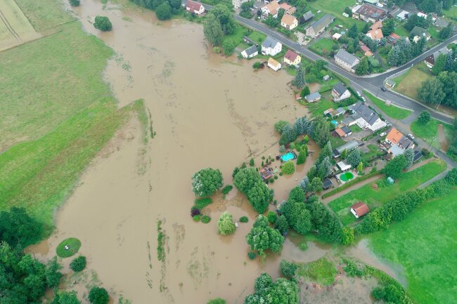 Amtliche Hochwasserwarnung Für Flussgebiet Der Mulde Und Weißen Elster