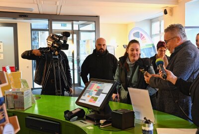 Annaberg-Buchholz feiert den 555.555. Besucher der Manufaktur der Träume - Annaberg-Buchholz feiert den 555.555. Besucher der Manufaktur der Träume. Foto:  Stadt Annaberg-Buchholz/Mandy Daxecker