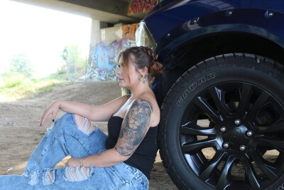 Anne (29) aus Penig hat ihr Auto gegen Tattoos getauscht -  Ihr größter Traum ist es, eines Tages einen VW Golf 1 oder 2 zu besitzen.