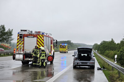 Aquaplaning: Nässe sorgt für mehrere Unfälle und Stau auf A72 und A4 - Am Mittwoch kam es aufgrund von Aquaplaning auf der A4 und A72 zu mehreren Unfällen. Foto: Mike Müller