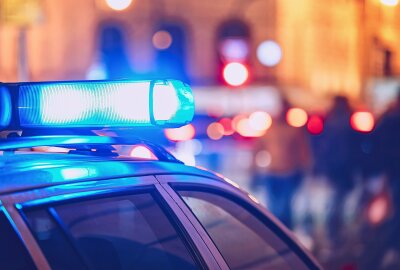 Audi-Fahrer übersieht Kleinkraftrad: 15-Jährige schwer verletzt - Bei einem Verkehrsunfall am Dienstagabend wurde eine 15-Jährige schwer verletzt.Symbolbild. Foto: Adobe Stock