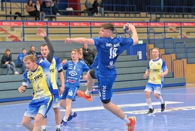 Auer Juniorteam holt Heimsieg gegen SV Koweg Görlitz - Das Auer Juniorteam - am Ball Torben Lange - hat einen klaren Heimsieg gegen den SV Koweg Görlitz eingefahren. Foto: Ramona Schwabe