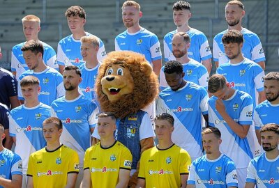 Auf besonderer Mission: CFC-Maskottchen verteilt 66 Freikarten fürs Derby - Das Maskottchen soll die Werte des Vereins repräsentieren. Foto: Chemnitzer FC