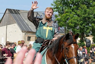 Auf diesem Schloss im Erzgebirge haben Ritter die Lanzen sprechen lassen - Gefeierter Held war Lokalmatador Hans von Pfaffroda. Foto: Andreas Bauer