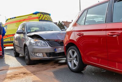 Auffahrunfall in Freiberg: PKW zu spät bemerkt - Unfall in Freiberg. Foto: Marcel Schlenkrich