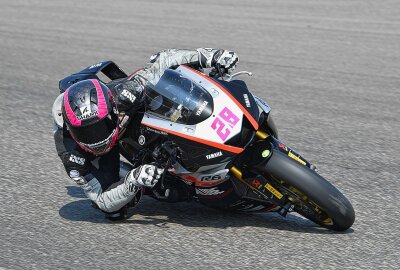 Aus der Eifel zwei Siegerpokal nach Sachsen entführt - Lennox Lehmann und .... Foto: Thorsten Horn