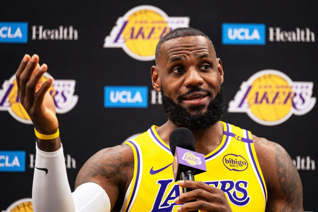 Aus Dresden zum NBA-Team: Neuer Kollege für LeBron James - Lakers-Superstar LeBron James hat einen neuen Mitspieler, der vergangene Saison noch in der 2. Basketball-Bundesliga in Dresden spielte.