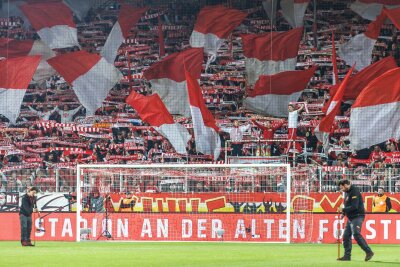 Beitrag von Union Berlin auf X sorgt für Kritik - Ein Post von Union Berlin auf X ernet Kritik. 