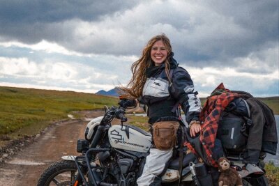 Bekannte Reisebloggerin: So werden Solo-Reisen zum Erfolg - Von ihren Reise-Erlebnissen berichtet Ann-Kathrin Bendixen unter anderem auf ihrem Instagram-Account "affe_auf_bike".