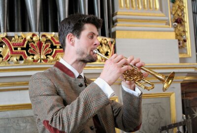 Bergmusik in Freiberg mit Deutschlands größtem Bergmannschor - Stefan Leitner- Solo-Trompeter der Mittelsächsischen Philharmonie. Foto: Renate Fischer