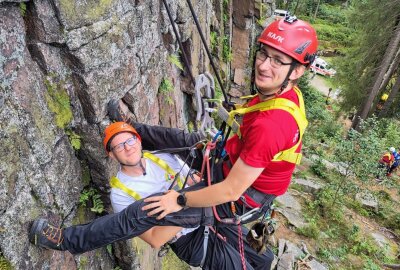 Bergwacht Sachsen trainiert im Westerzgebirge - Die Bergwacht Sachsen hat in Eibenstock und Umgebung ein Ausbildungscamp veranstaltet. Foto: Bergwacht Sachsen