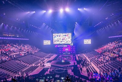 Berufe-WM in Frankreich: Zwei Frauen aus Südwestsachsen zeigen sich auf internationaler Bühne - Seit Mittwoch laufen die World Skills Wettbewerbe in Lyon. Foto: Christian Grube