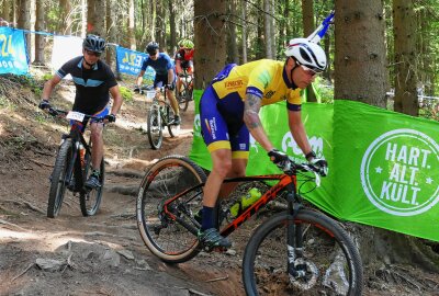 Besondere Alm wird Teil des 32. Erzgebirgs-Bike-Marathons - Der Erzgebirgs-Bike-Marathon ist zwar hart und inzwischen auch alt, in erster Linie aber ist er Kult. Foto: Andreas Bauer