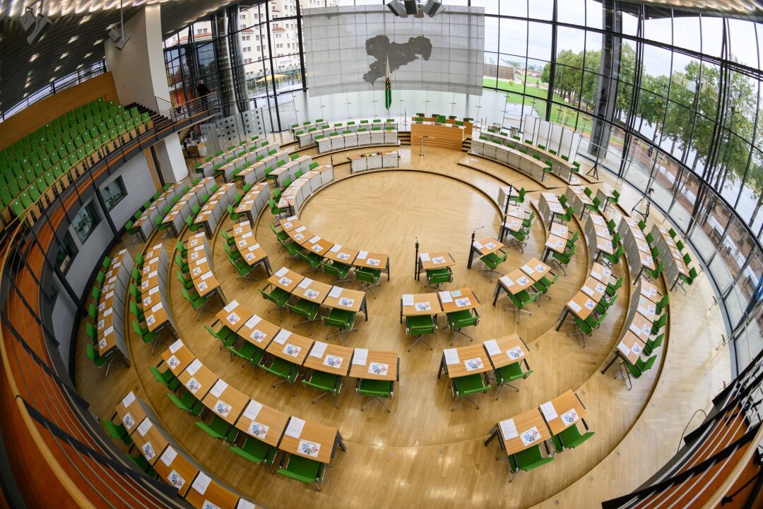 Beste Nachwuchsredner kommen aus Dresden und Bautzen - Redewettstreit im Sächsischen Landtag: Hier haben am Wochenende mehr als 30 Schüler ihr Können in der Kunst der freien Rede gezeigt (Symbolbild) 