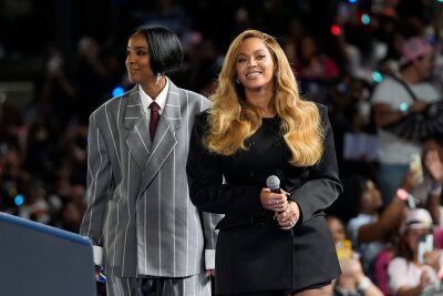 Beyoncé: Harris steht für Einheit - Musikerin Kelly Rowland (links im Bild) sagte, sie habe ihre Stimme bereits für Harris abgegeben.