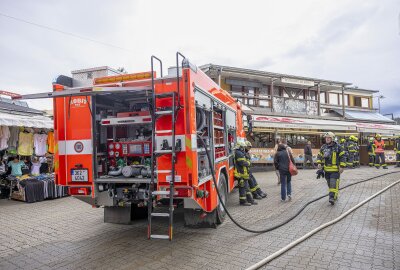 Brand an Grenze in Potucky: Feuerwehren aus Deutschland im Löscheinsatz - Die Feuerwehr konnte den Brand zügig löschen. Foto: Bernd März