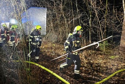 Brand in alter Industriebrache "Germania" - In der alten Industriebrache " Germania" brach ein Brand aus. Foto: Harry Härtel