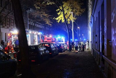 Brand in Leipziger Mehrfamilienhaus: Eine Person verletzt - Die Polizei ermittelt aktuell, wie es zu dem Unfall kam. Foto: xcitepress