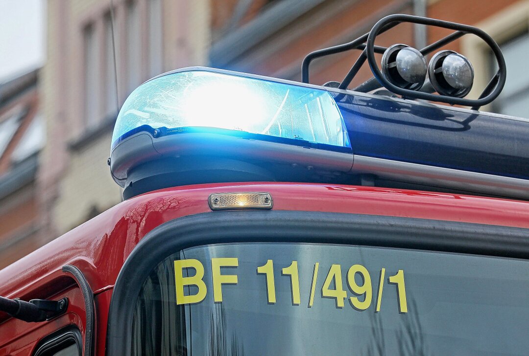 Brand in Mehrfamilienhaus in Auerbach - Symbolbild. Foto: Ralph Köhler/Propicture