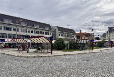 Brennpunkt Postplatz: Gibt es im Auer Zentrum bald Videoüberwachung? - Der Postplatz in Aue ist ein Brennpunkt in der Stadt - Freie Wähler und CDU-Fraktion setzen sich für eine Videoüberwachung ein. Foto: Ralf Wendland